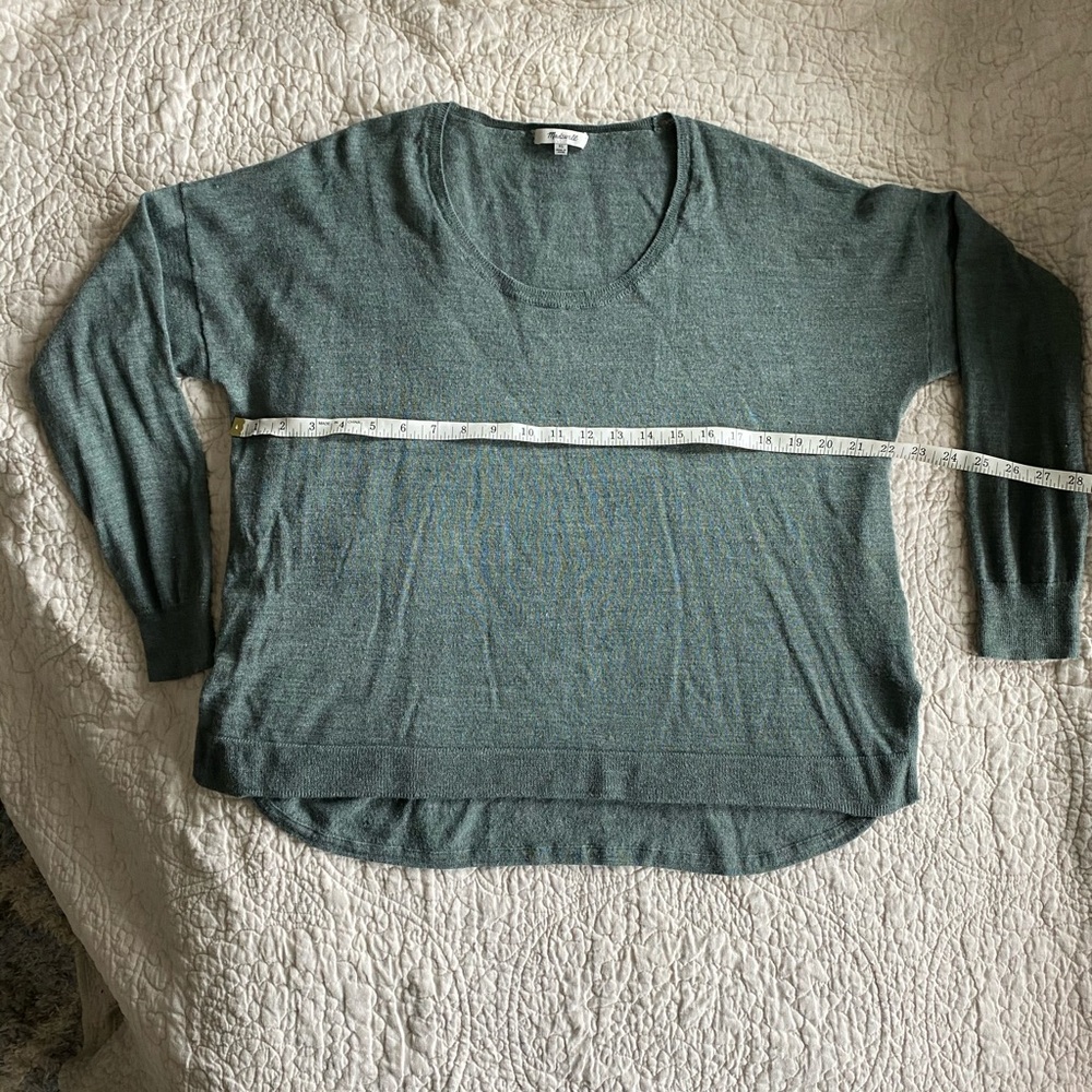 Lightweight scoopneck Madewell sweater